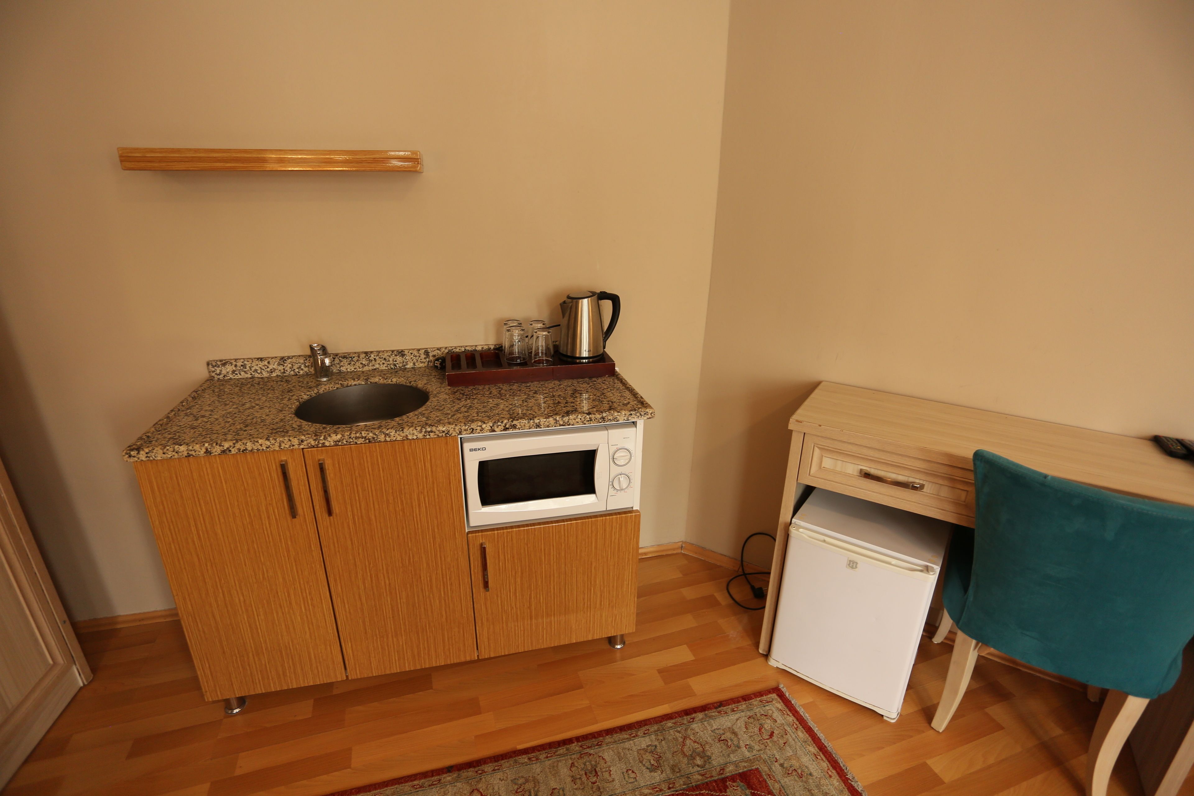 Tashkonak Studio Suites