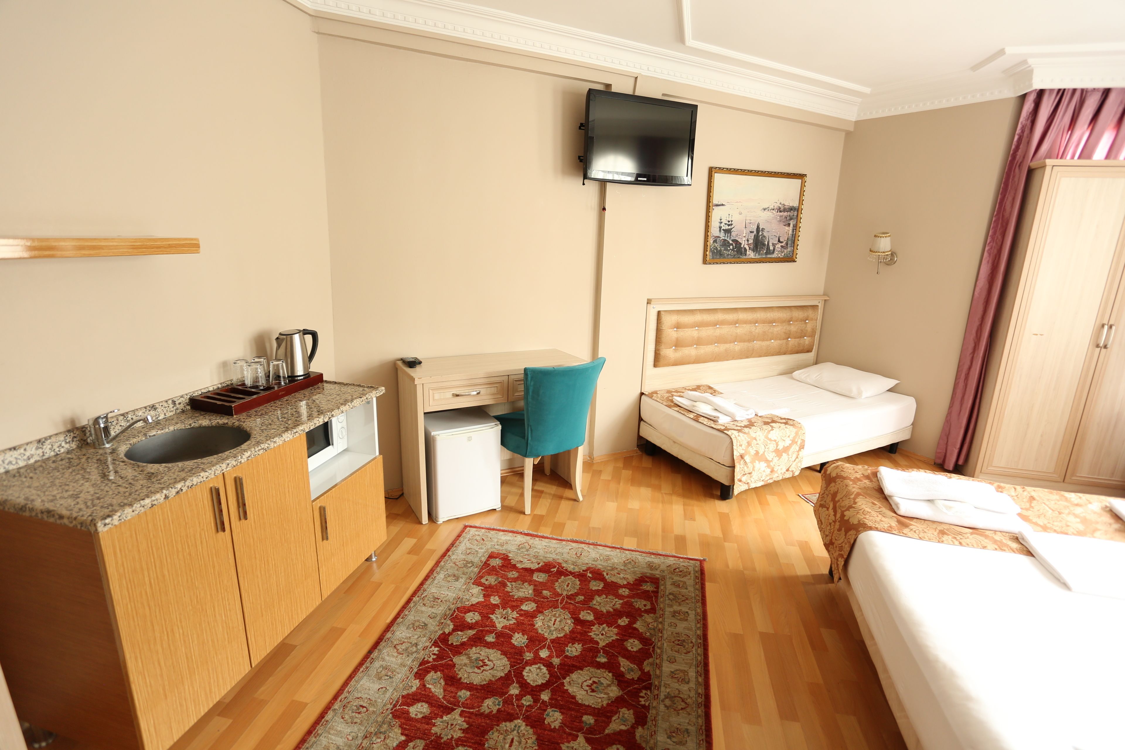 Tashkonak Studio Suites