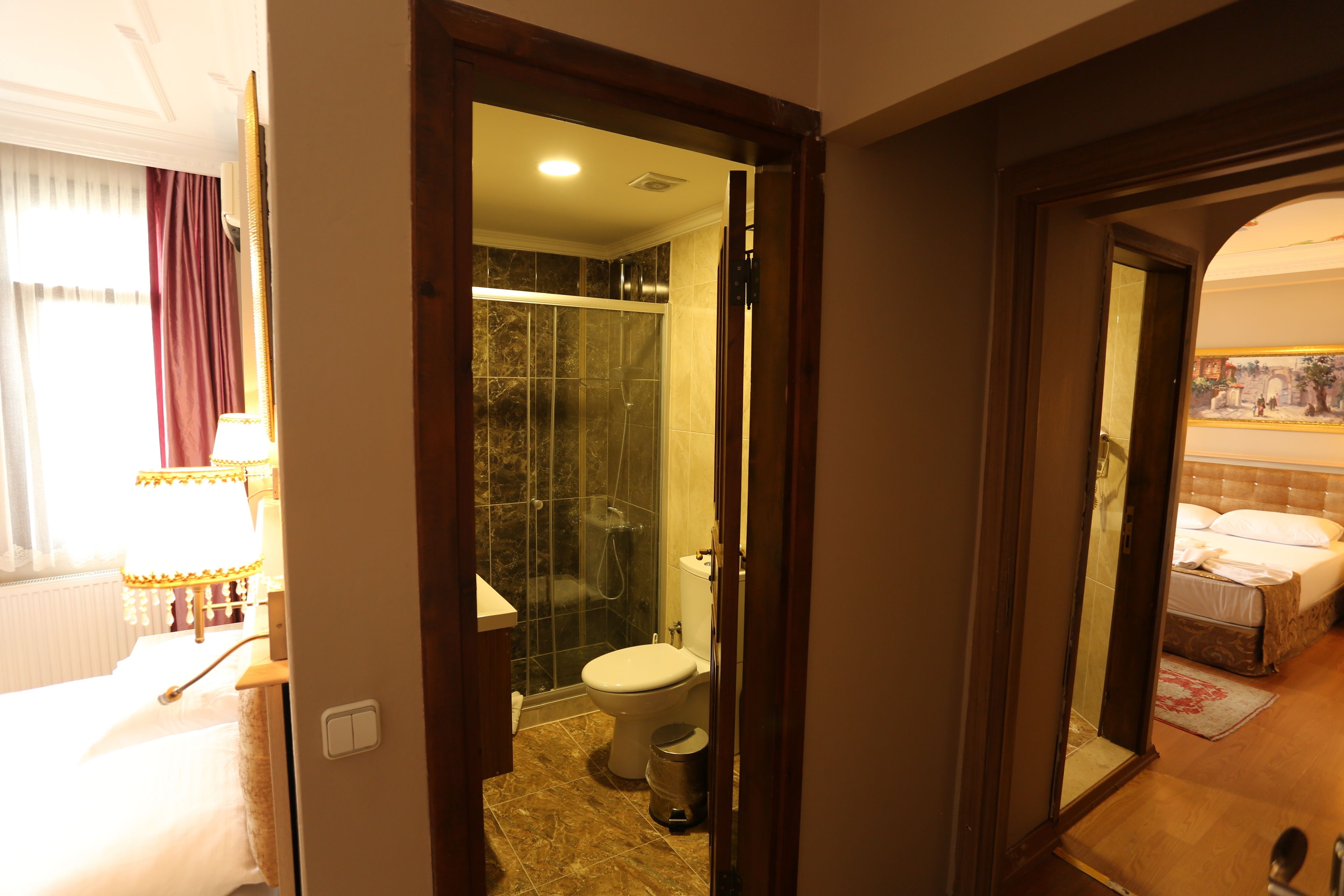 Tashkonak Studio Suites