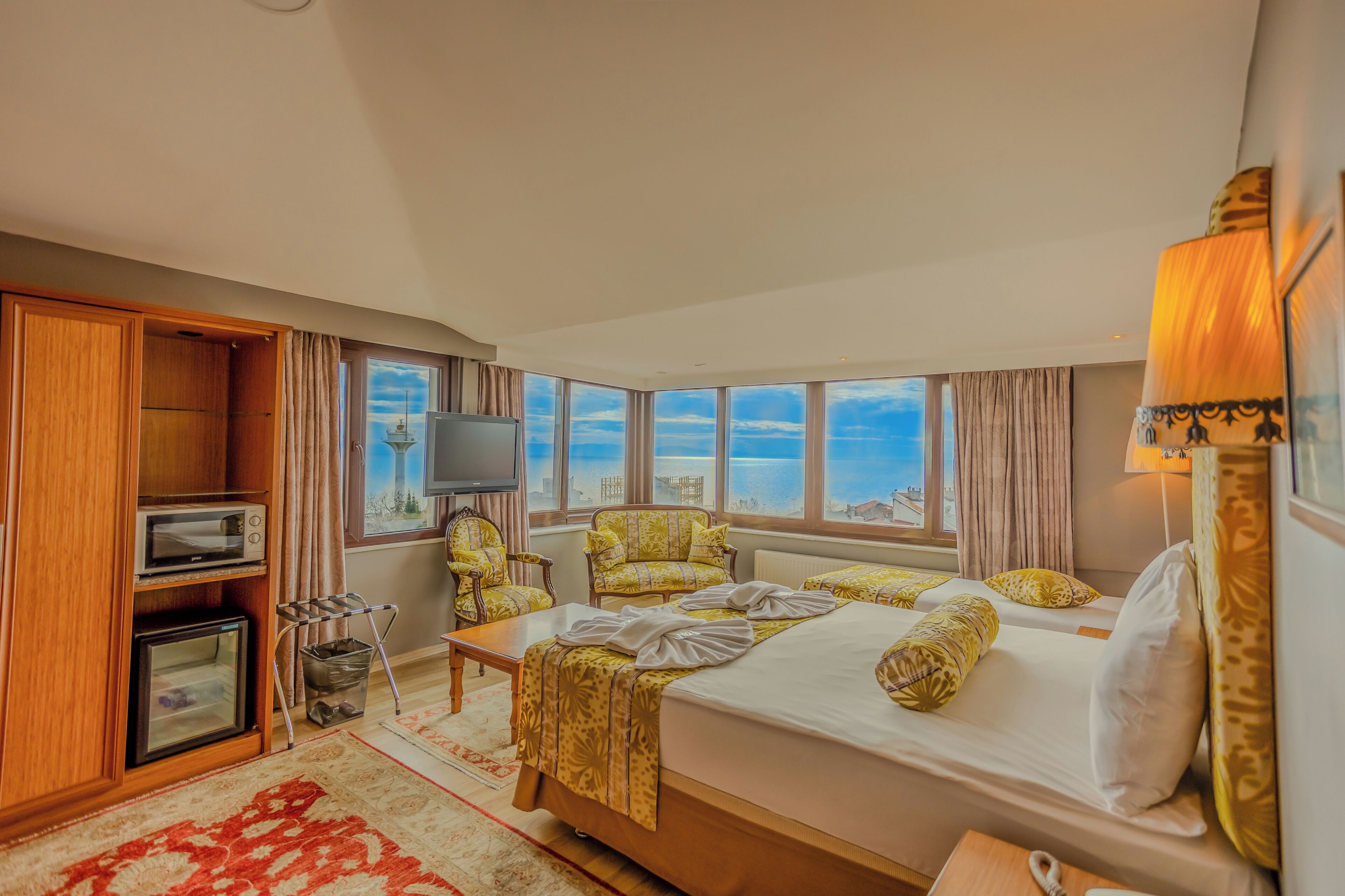 Tashkonak Studio Suites
