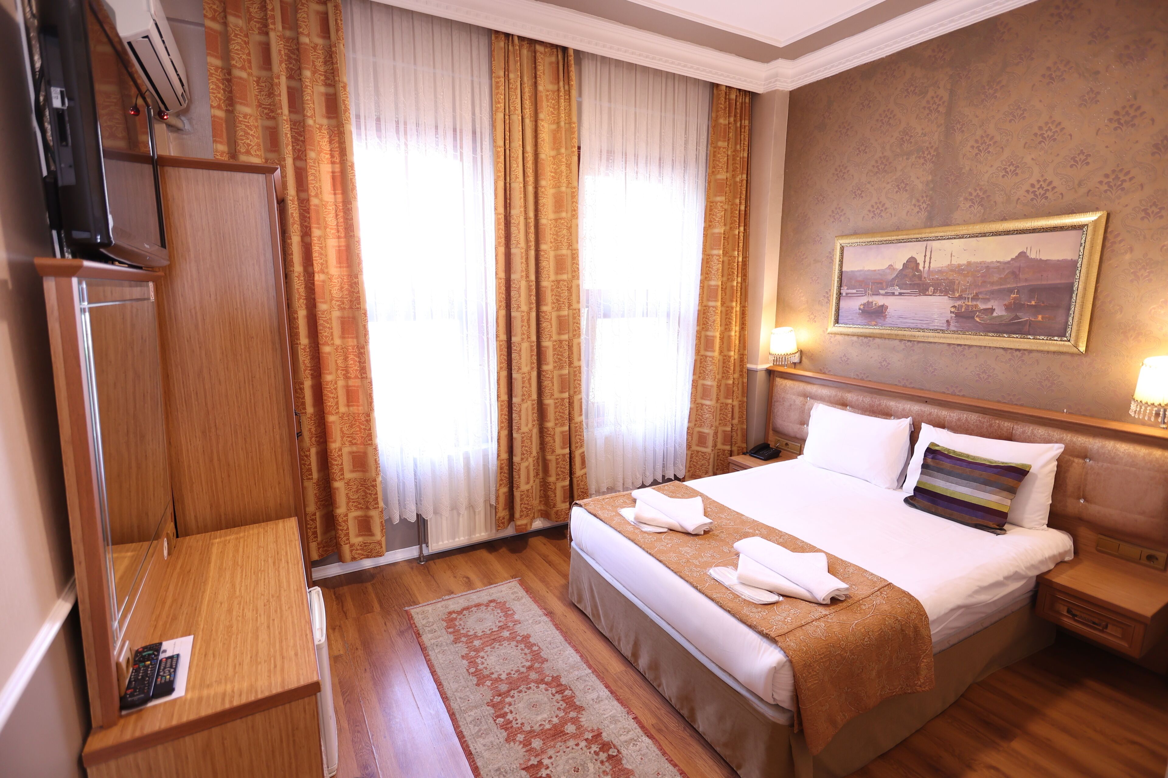 Tashkonak Studio Suites