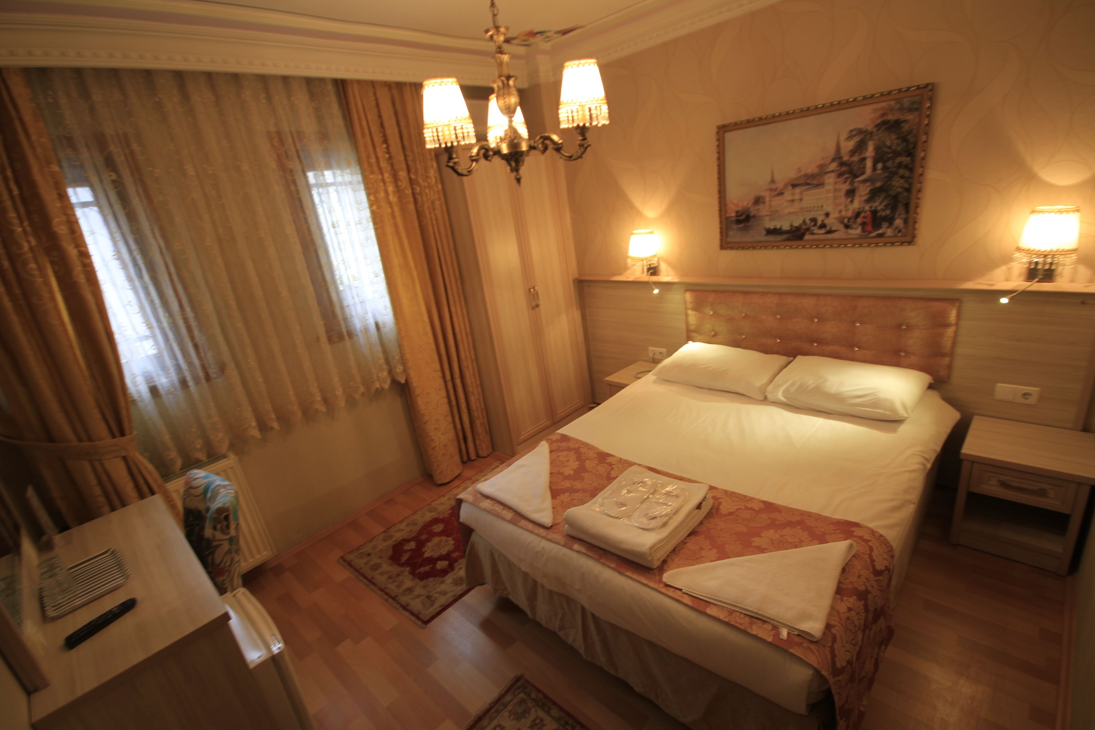 Tashkonak Studio Suites