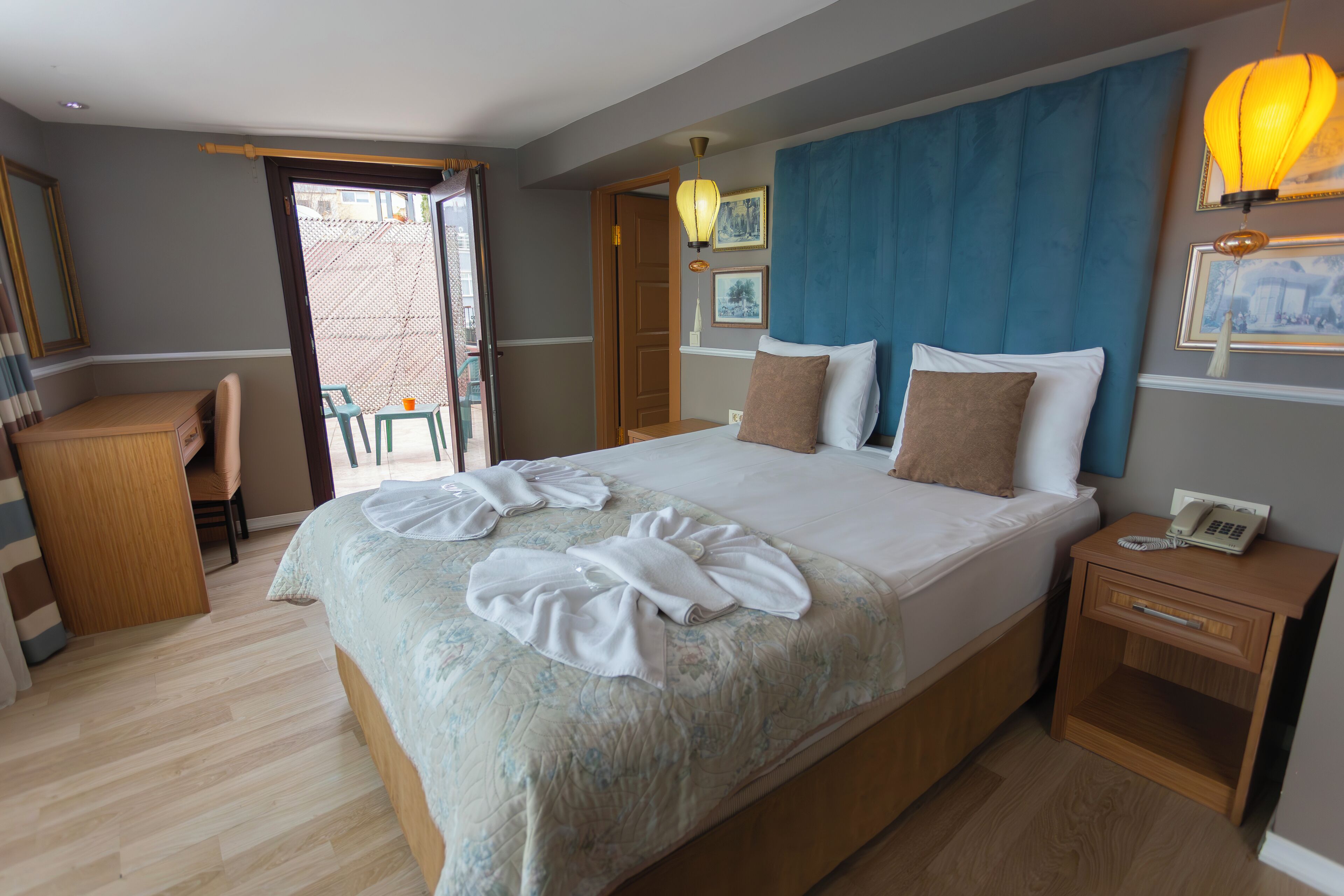 Tashkonak Studio Suites