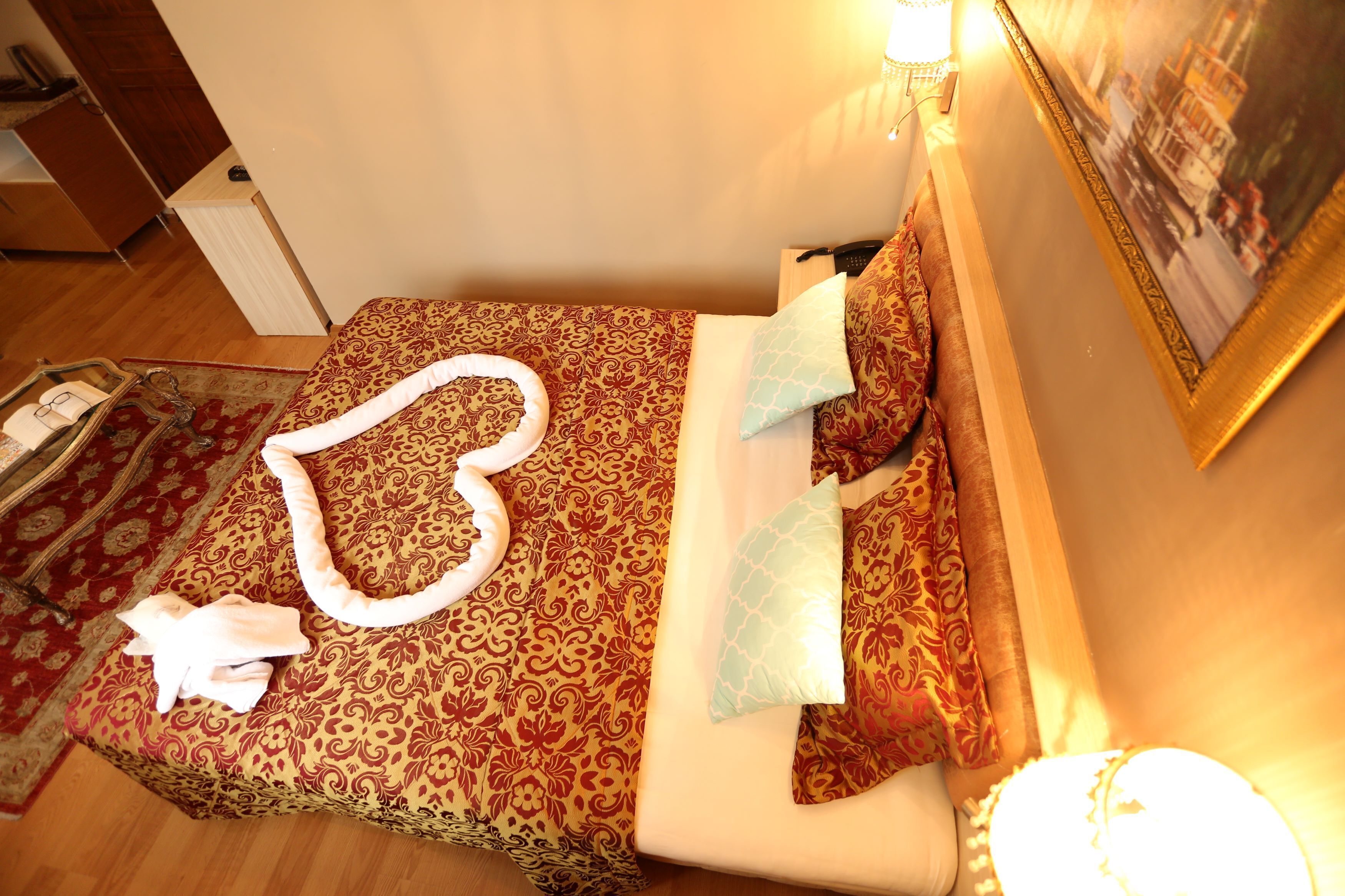 Tashkonak Studio Suites
