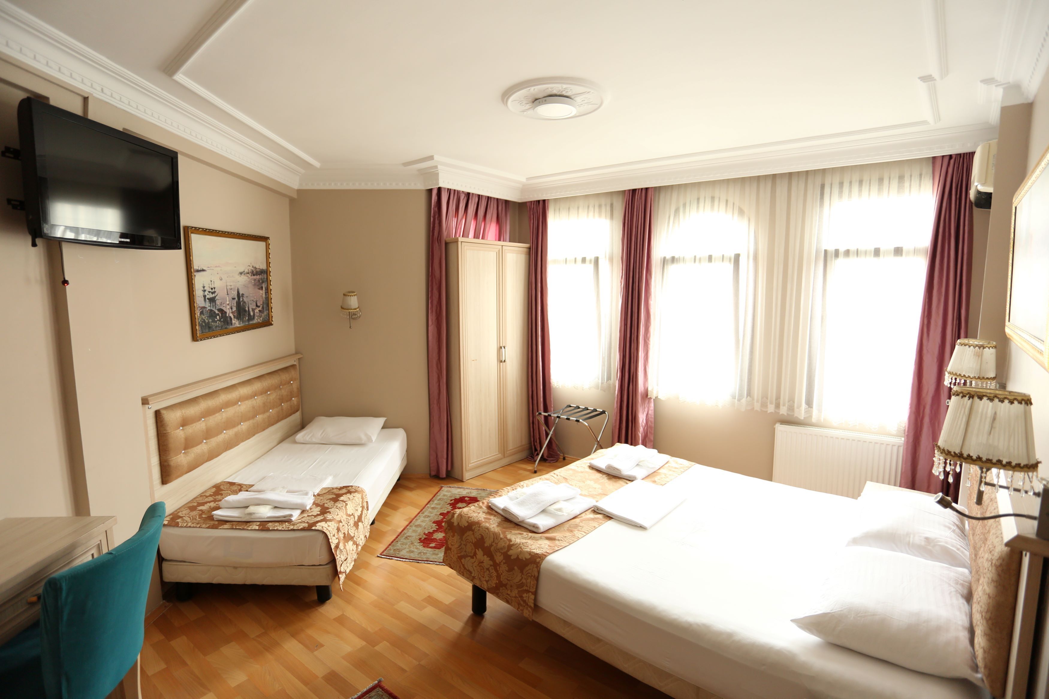 Tashkonak Studio Suites