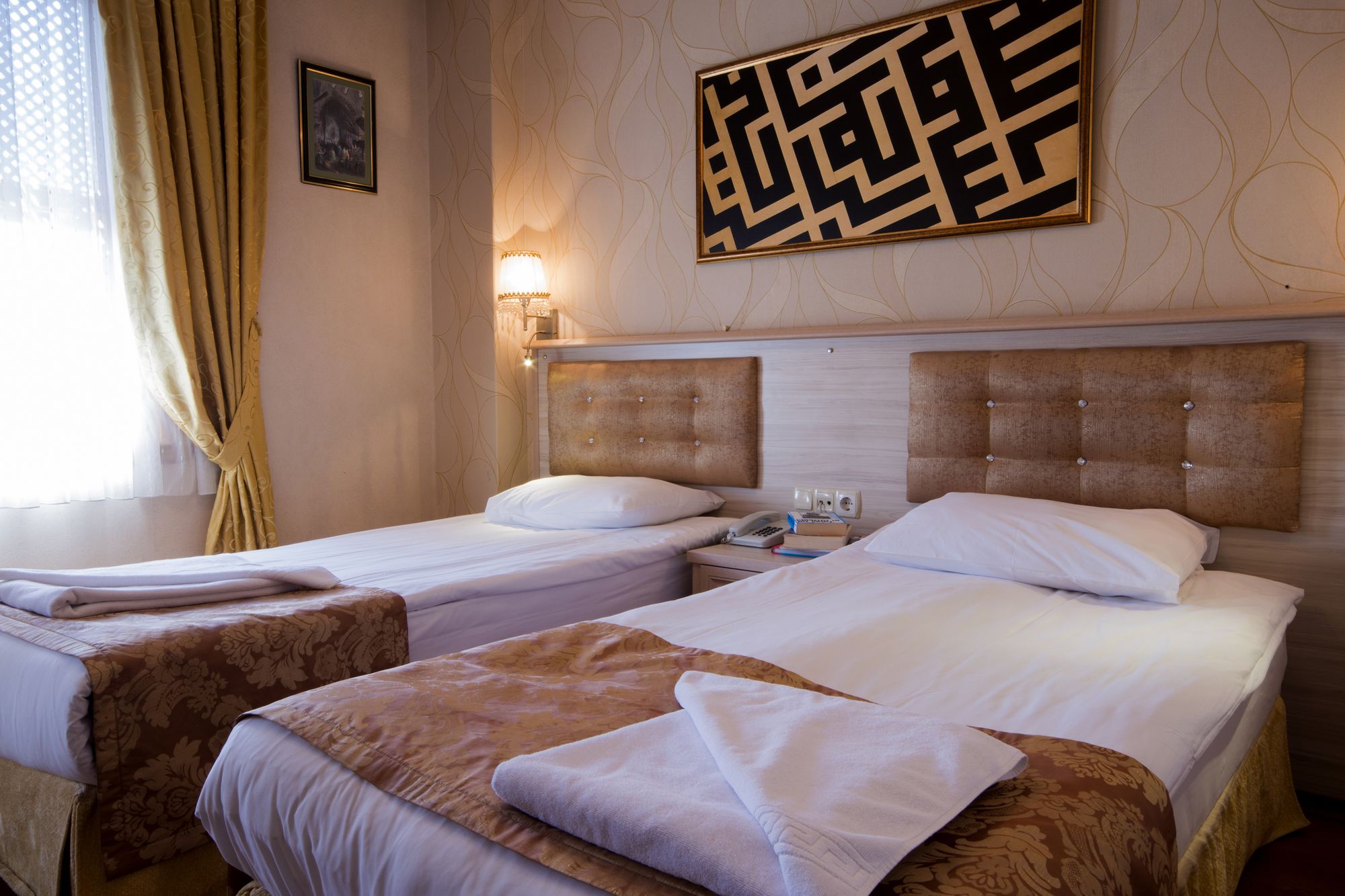 Tashkonak Studio Suites