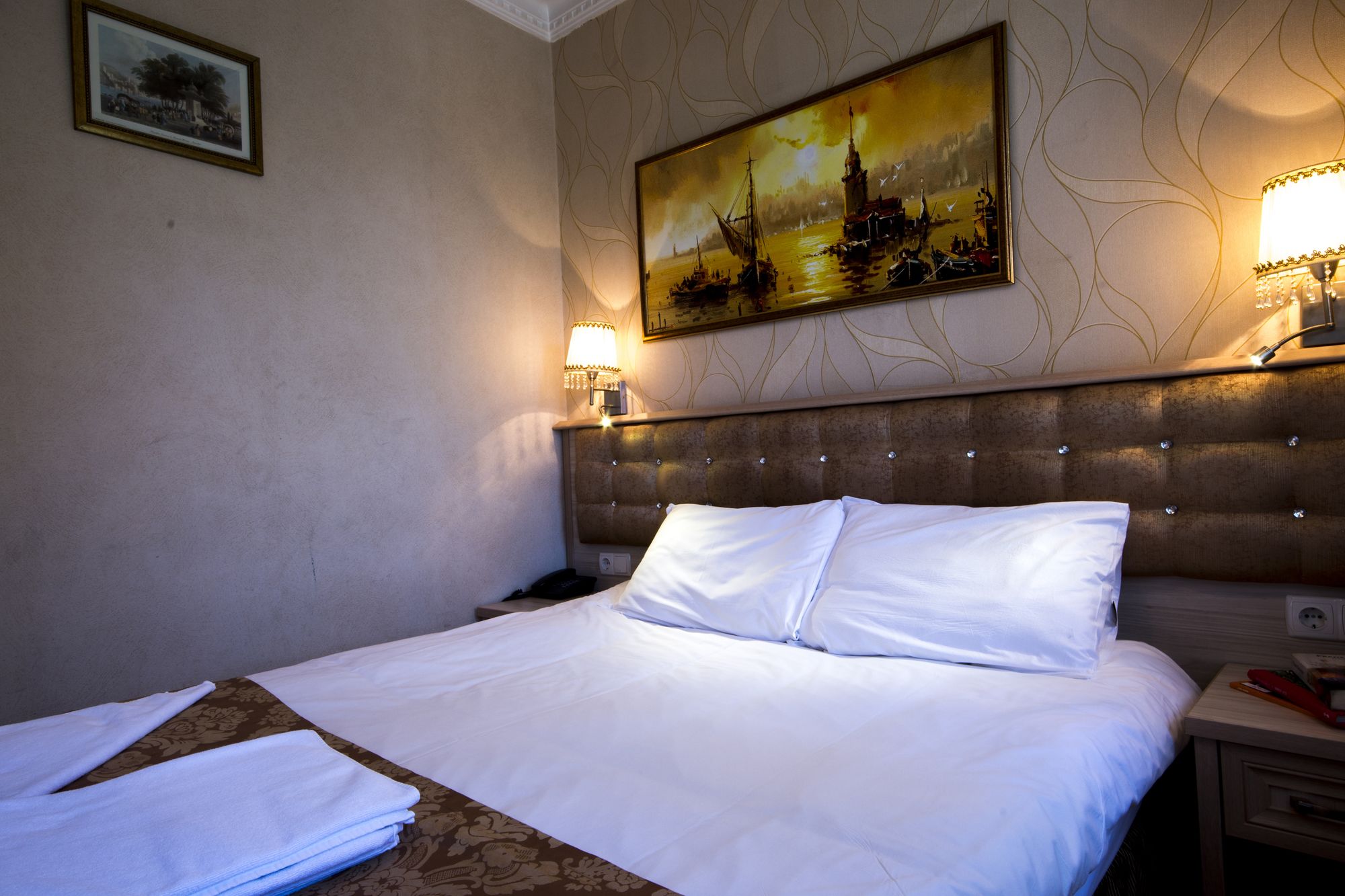 Tashkonak Studio Suites
