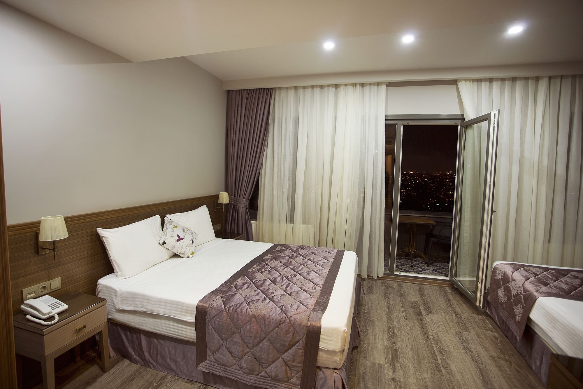 Taximist Hotel