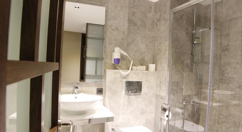 The Biancho Hotel Pera