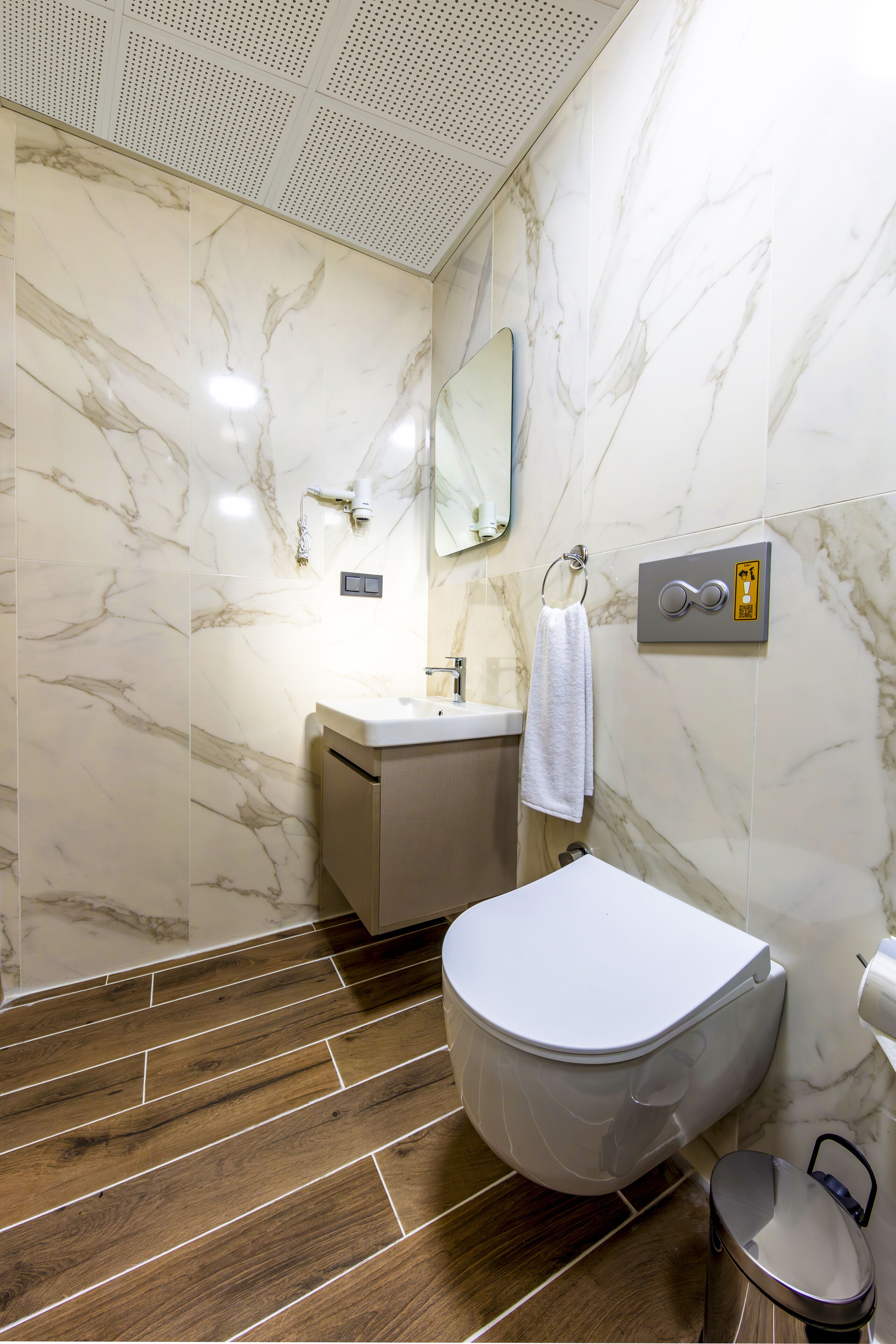 The Business Class Hotel