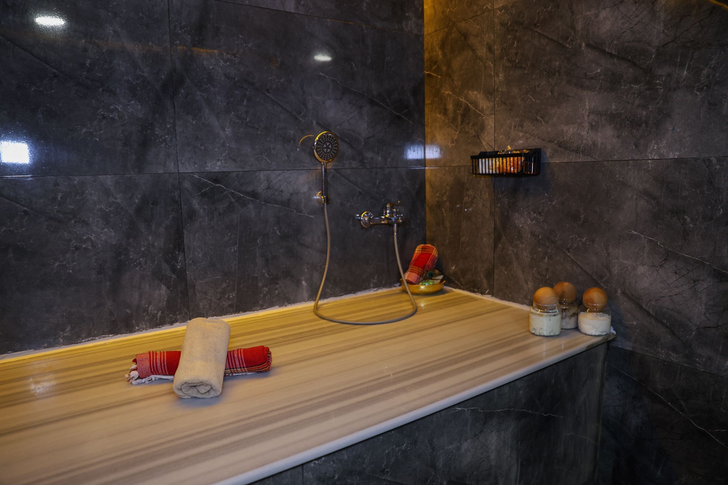 The Hera Platinum Hotel