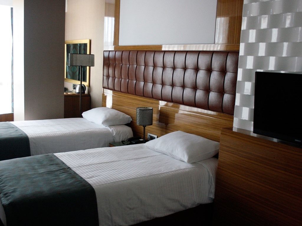 The Hera Platinum Hotel