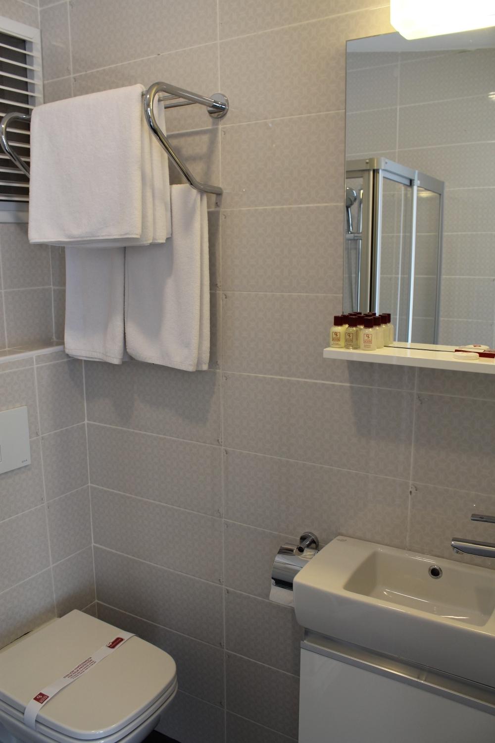 Platine Hotels & Suites