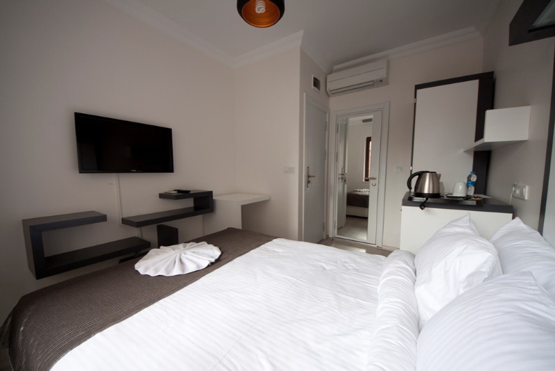 Platine Hotels & Suites