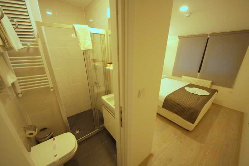 Platine Hotels & Suites