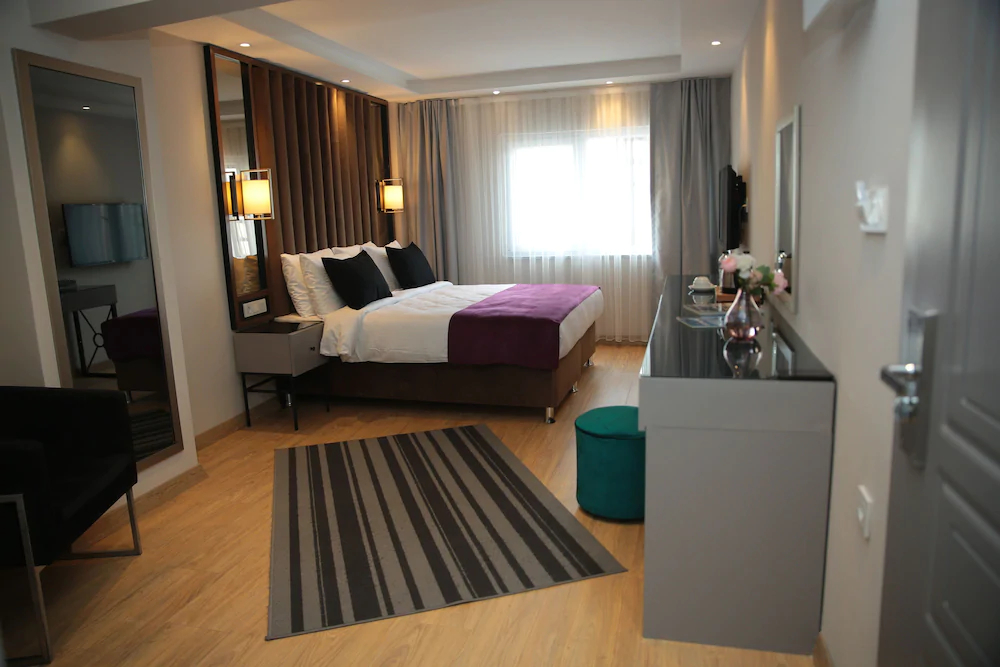 The Roomy Hotel Nisantasi