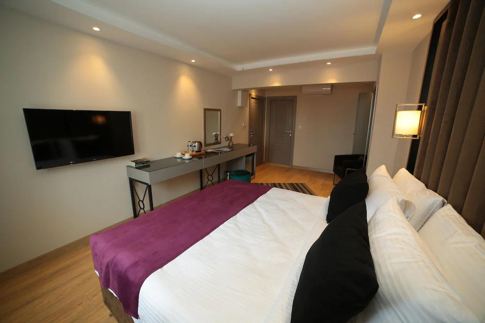 The Roomy Hotel Nisantasi
