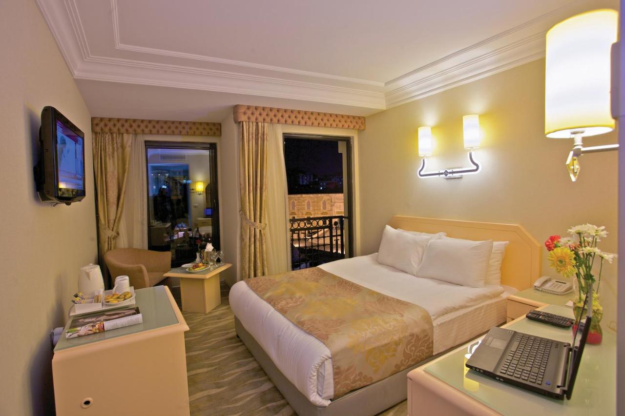 The Time Hotel Old City