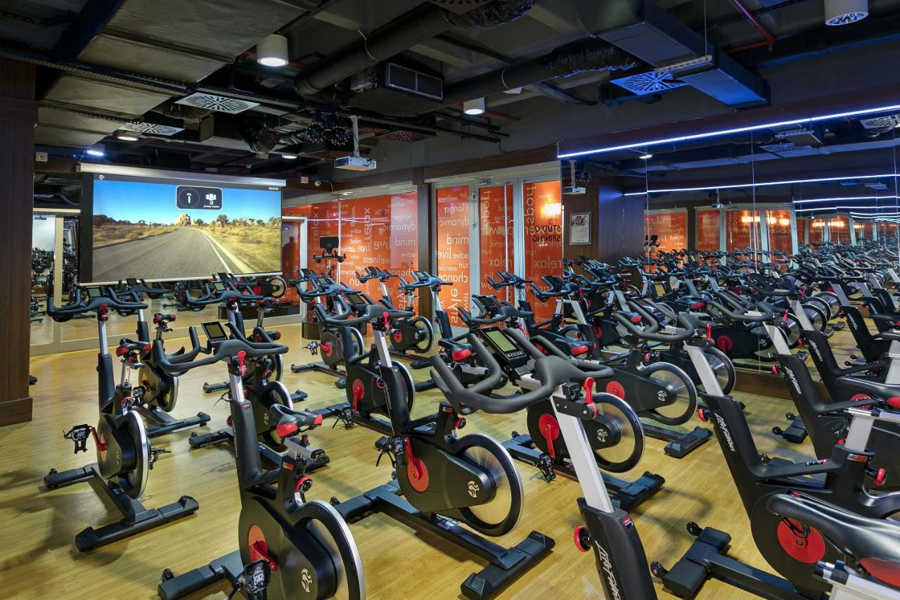 Titanic Port Bakirkoy