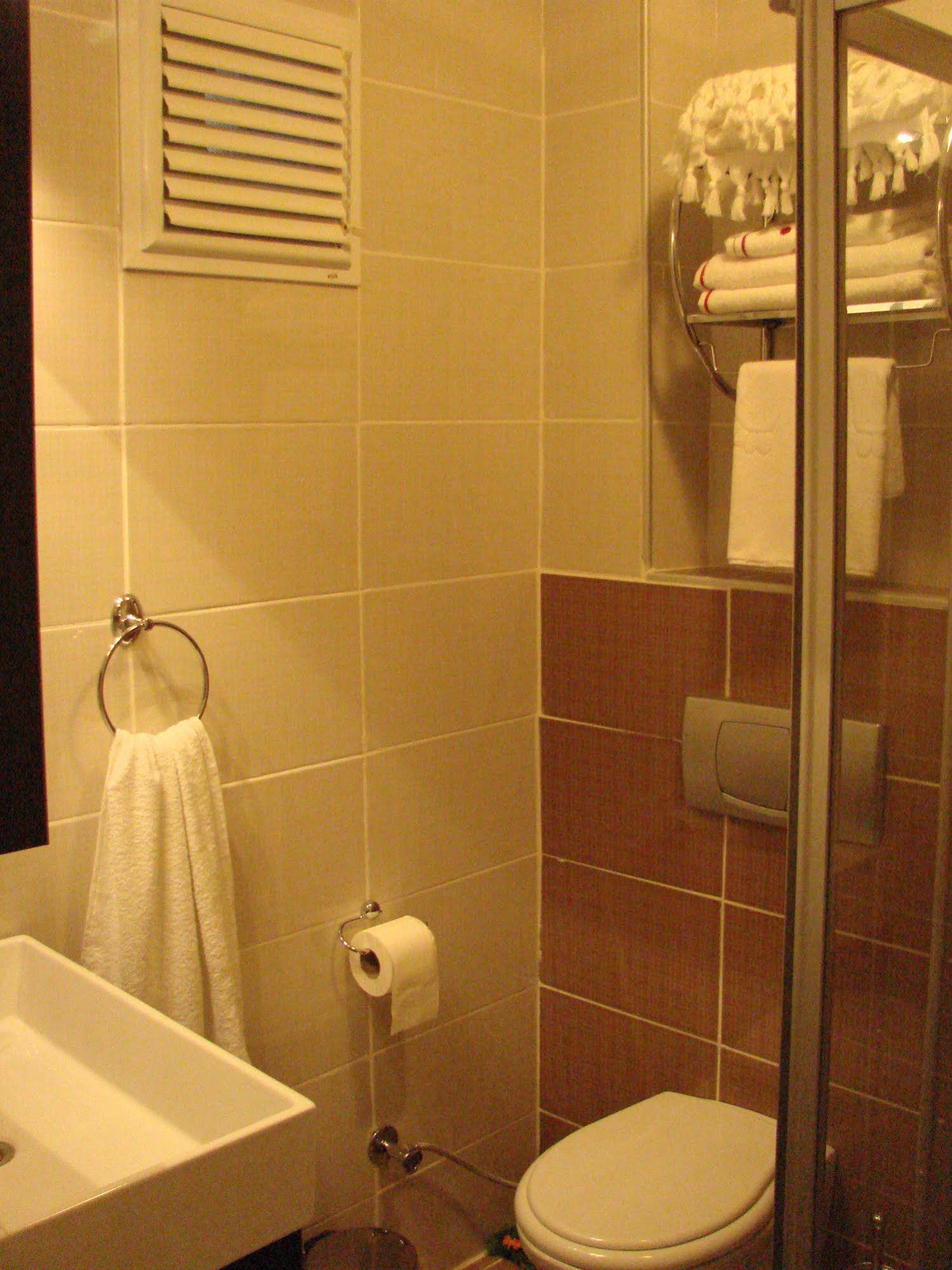 Tom Square Boutique Hotel