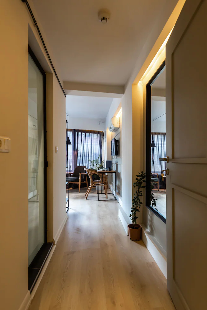 Intro Suites