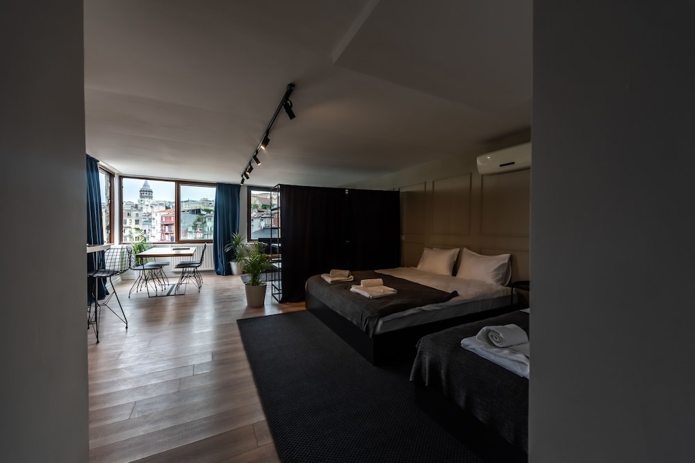Intro Suites