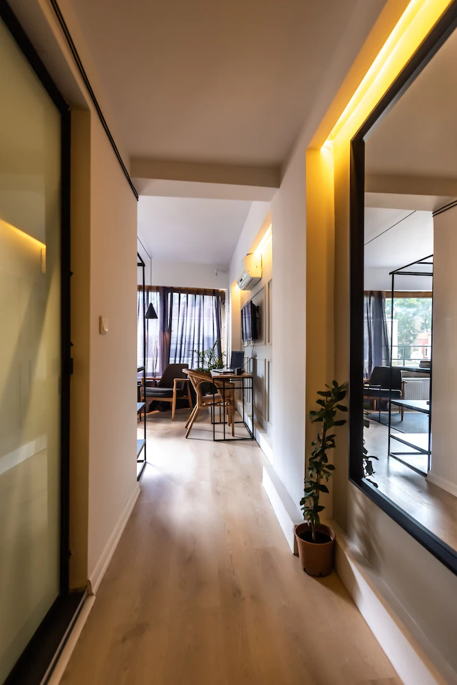 Intro Suites