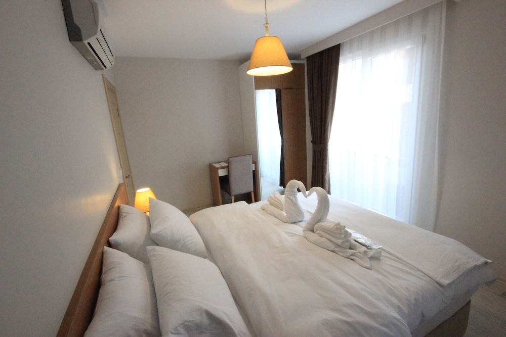 Tuzla Hill Suites