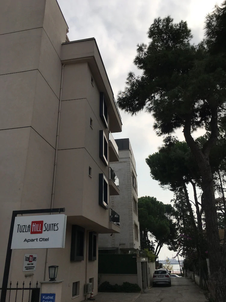 Tuzla Hill Suites