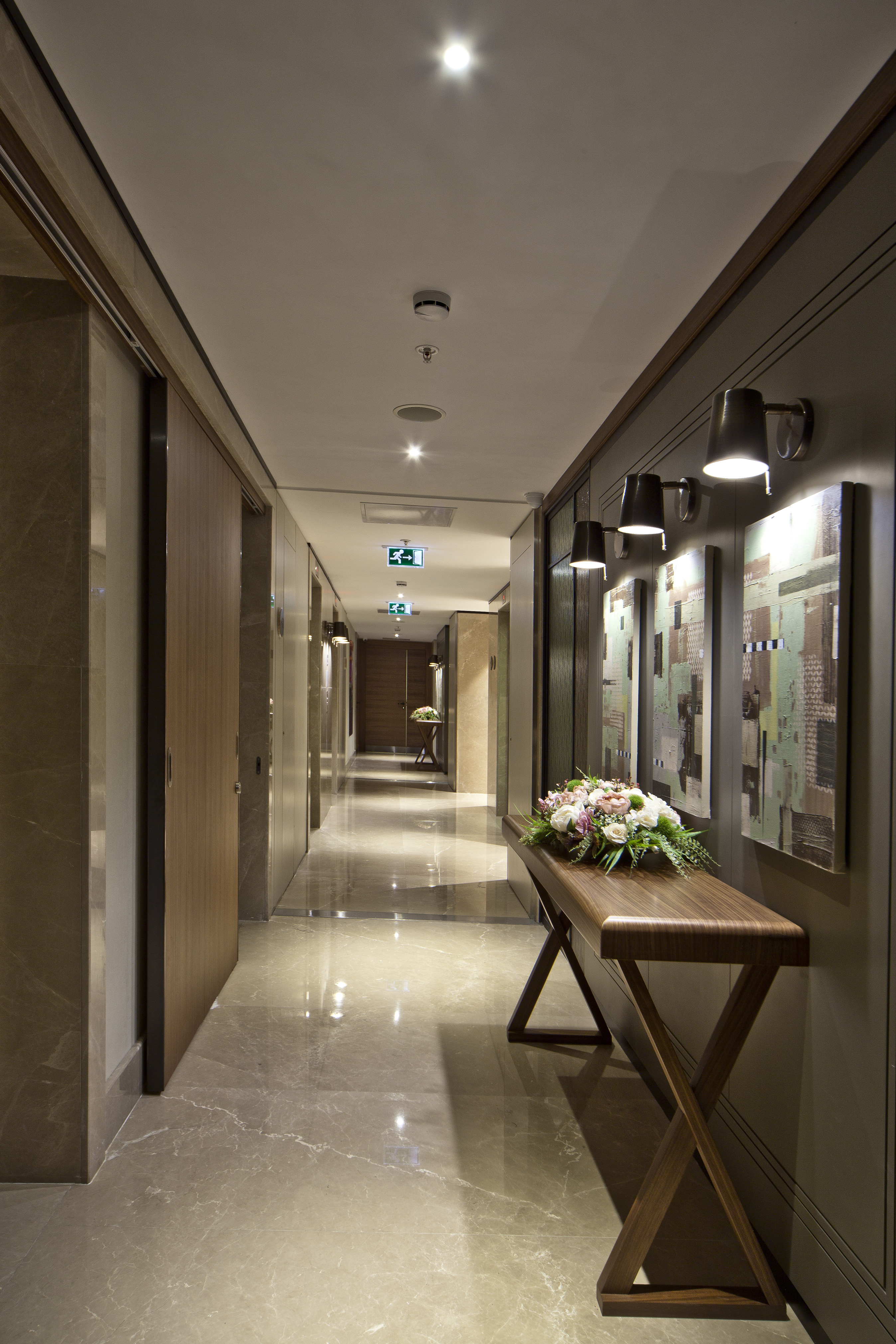 Tzl Suites