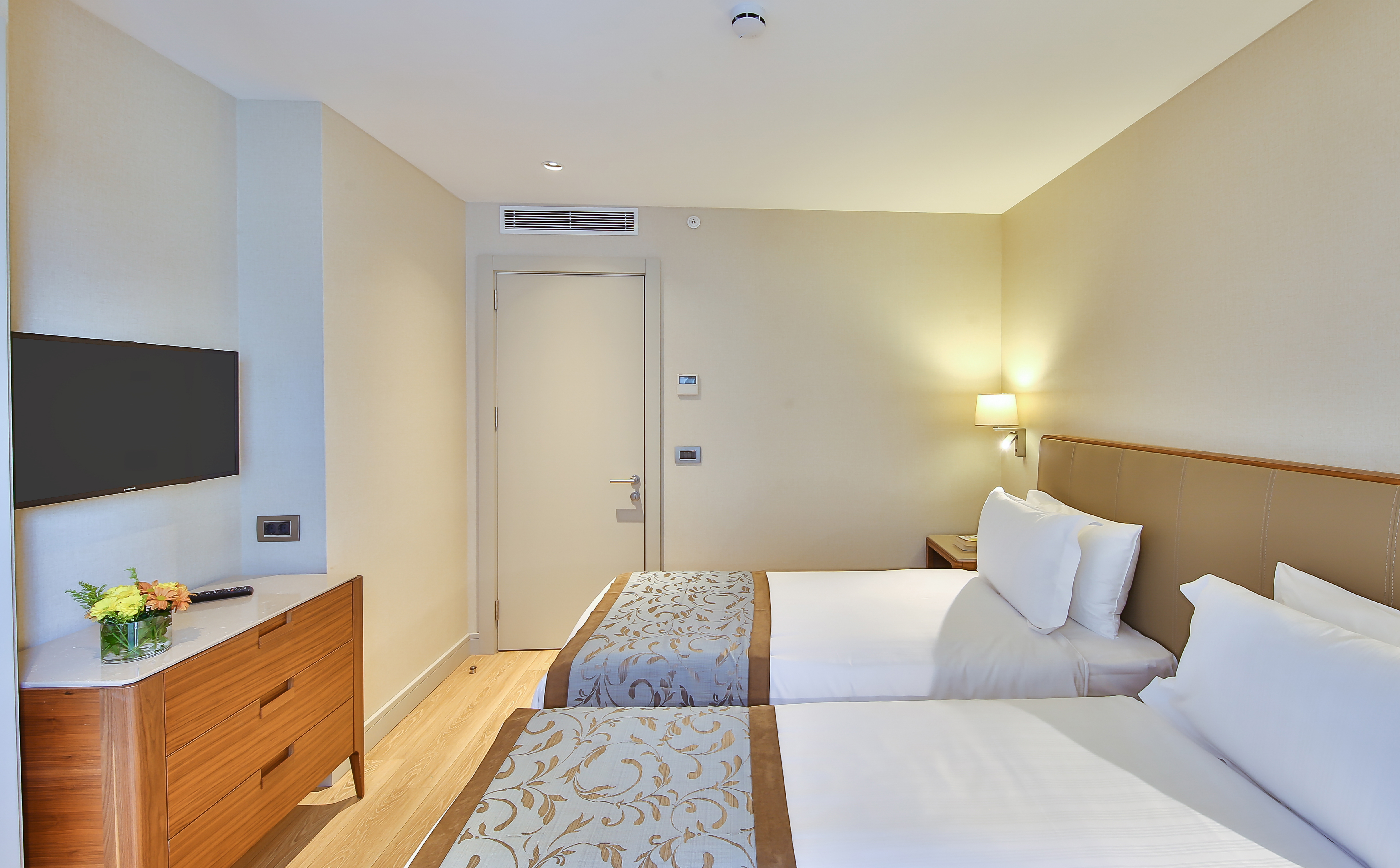 Tzl Suites