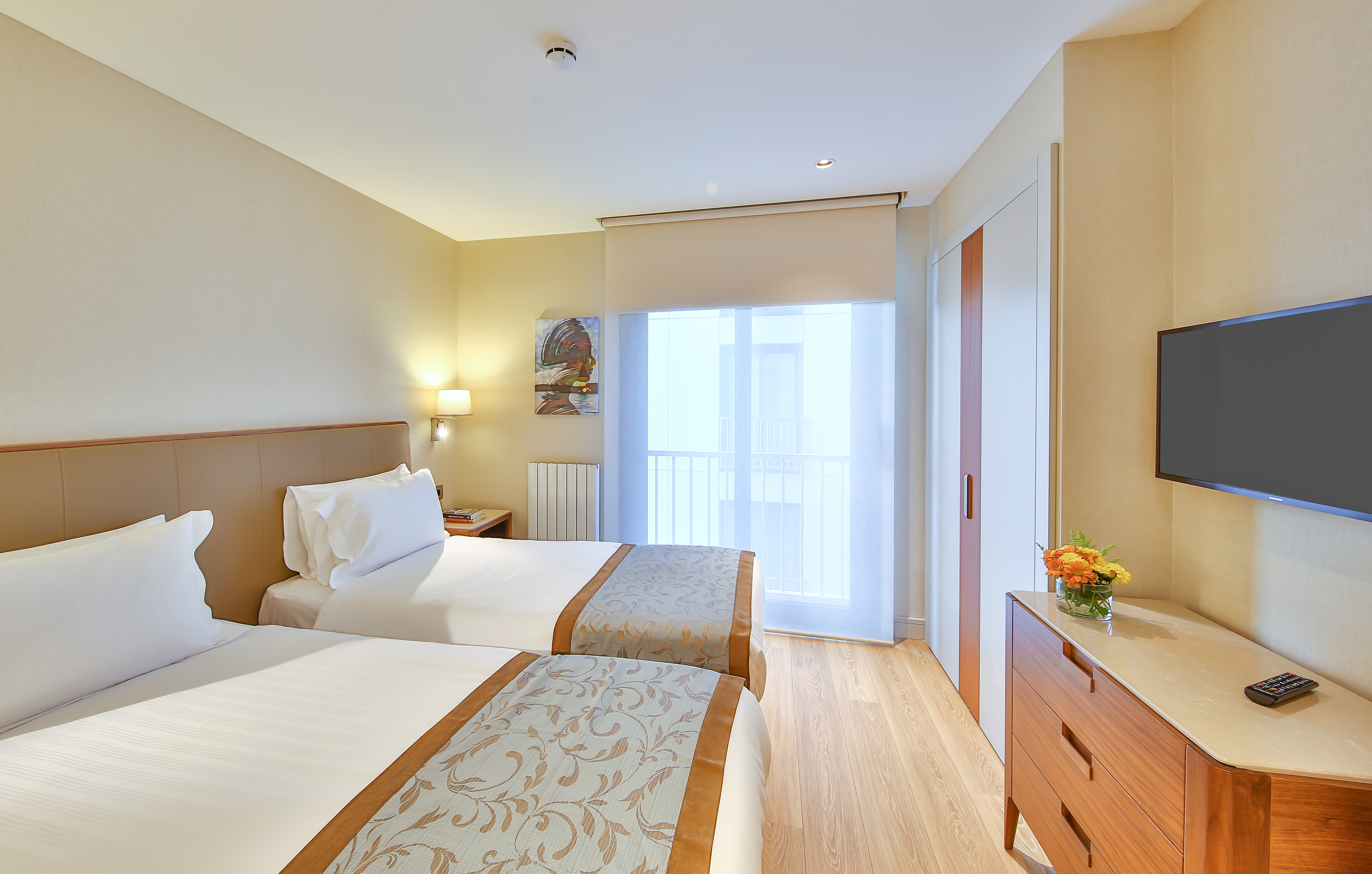 Tzl Suites
