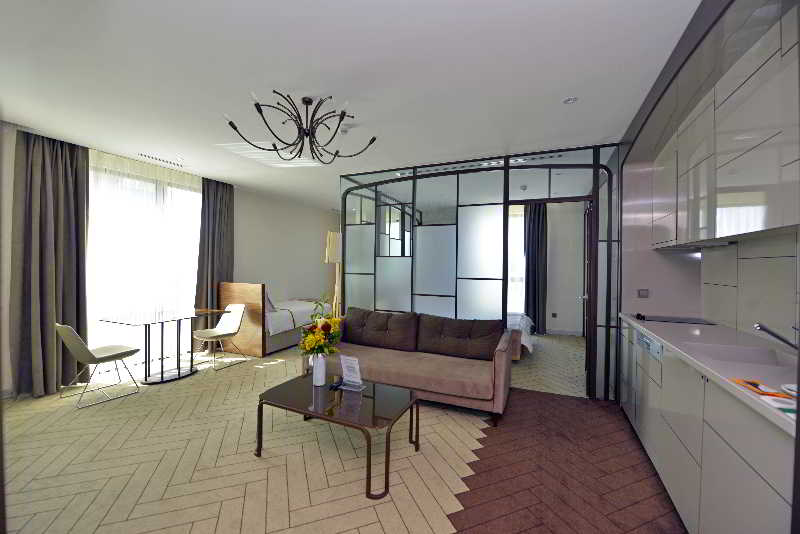 Upsuites Hotel