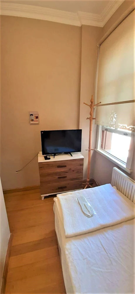 Valide-i Suit