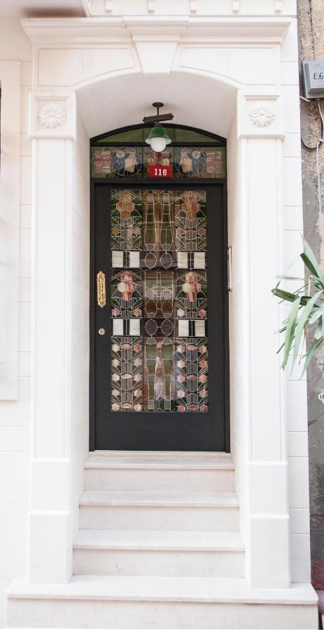 Villa Pera Suite Hotel