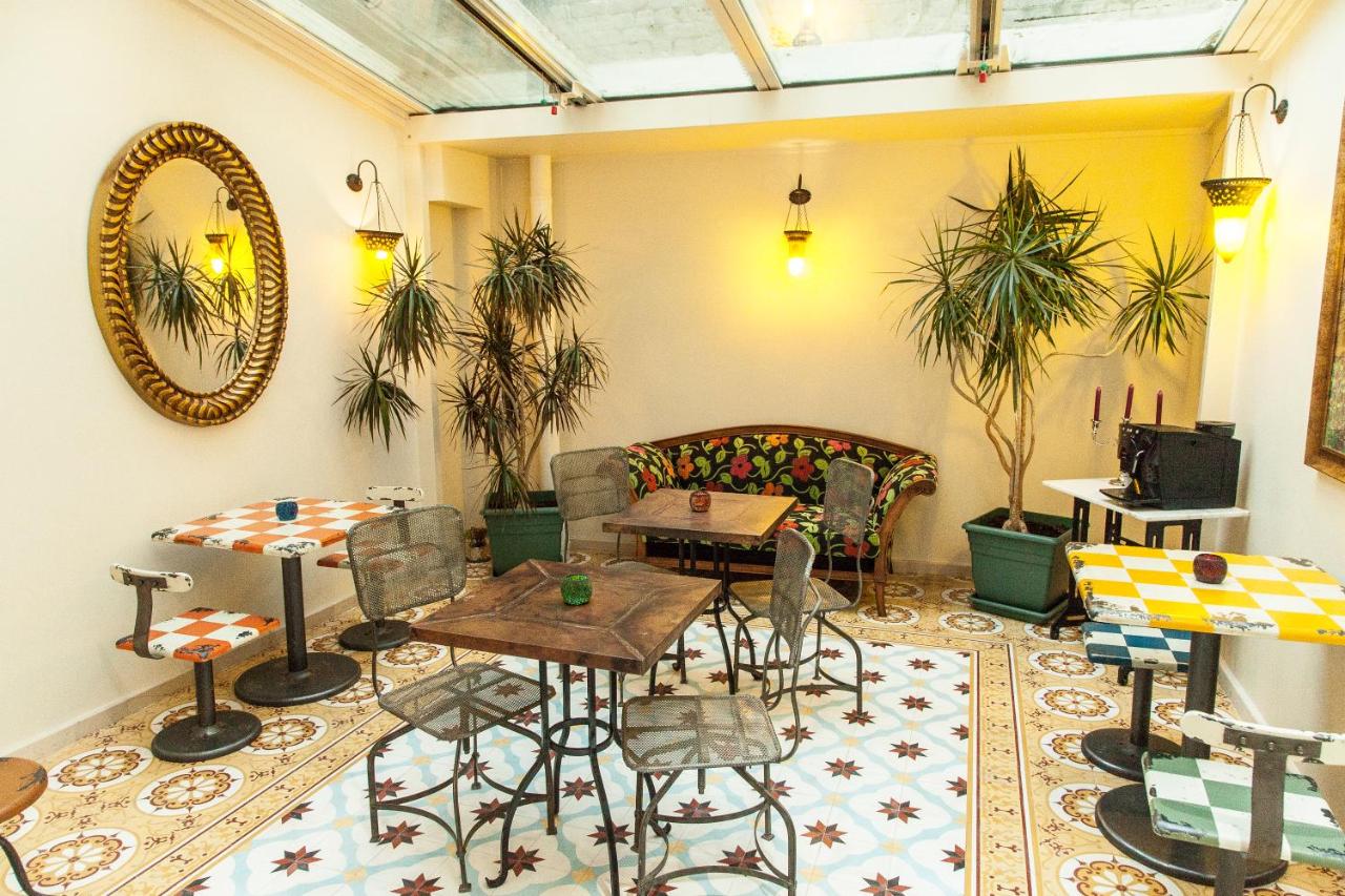 Villa Pera Suite Hotel