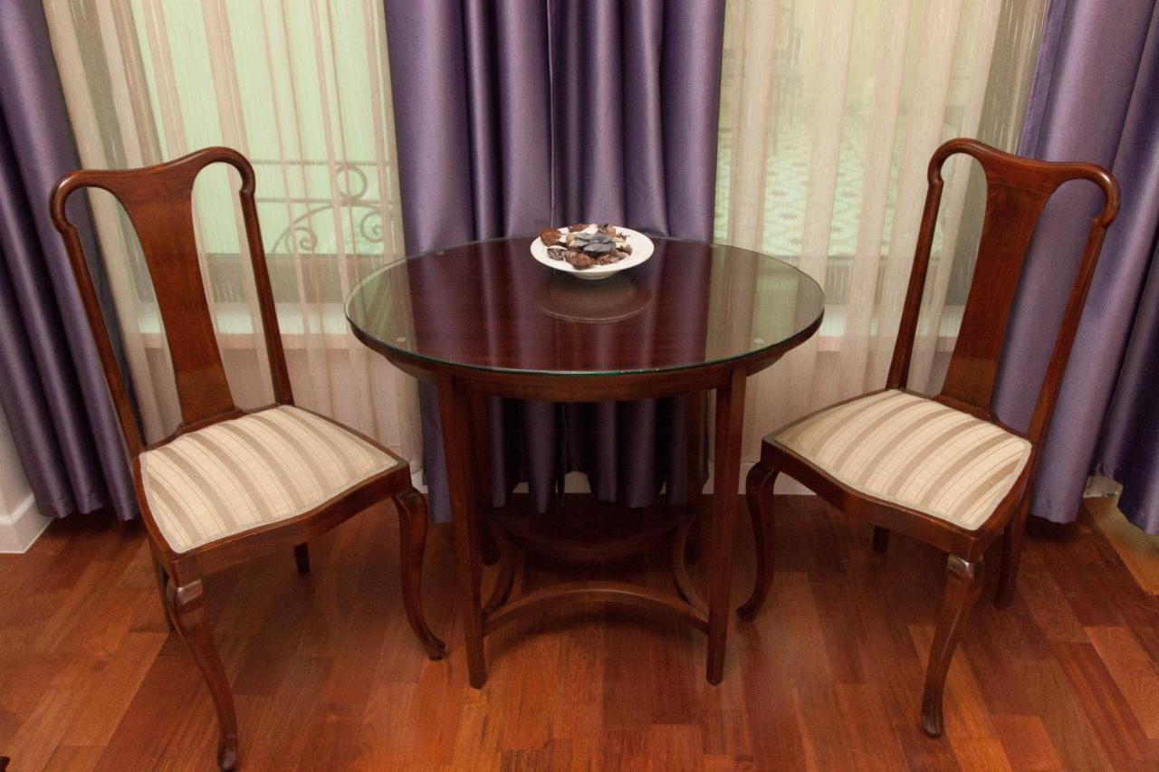 Villa Pera Suite Hotel