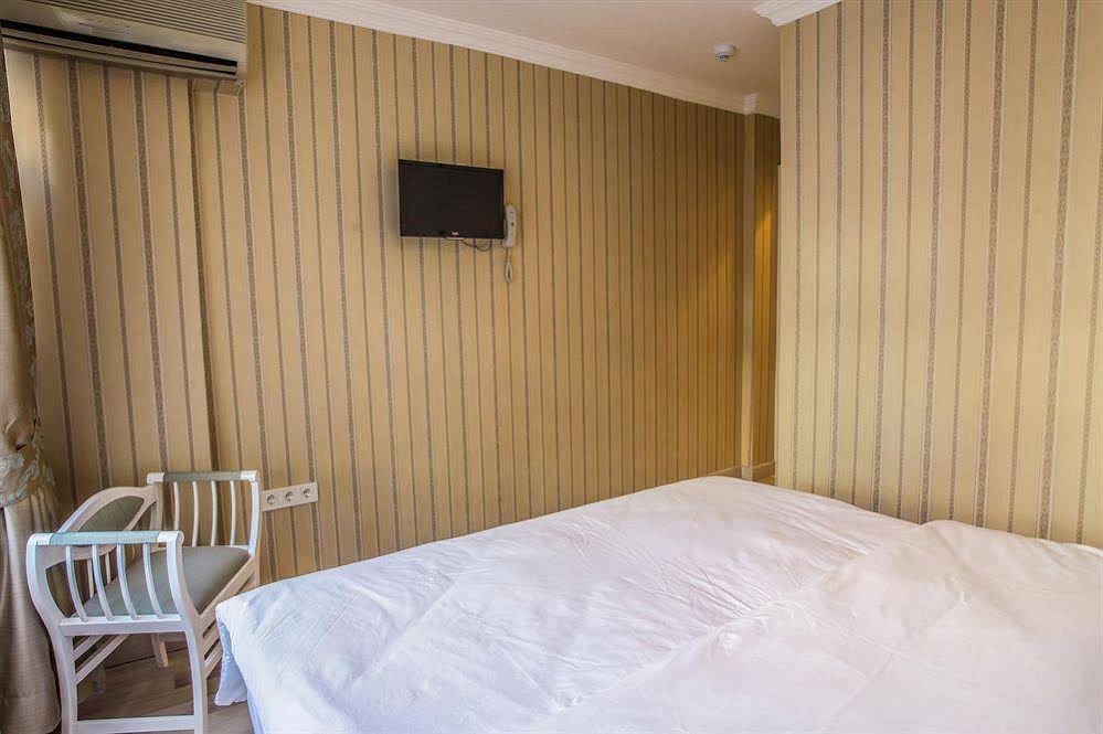 Walnut Shell Hotel