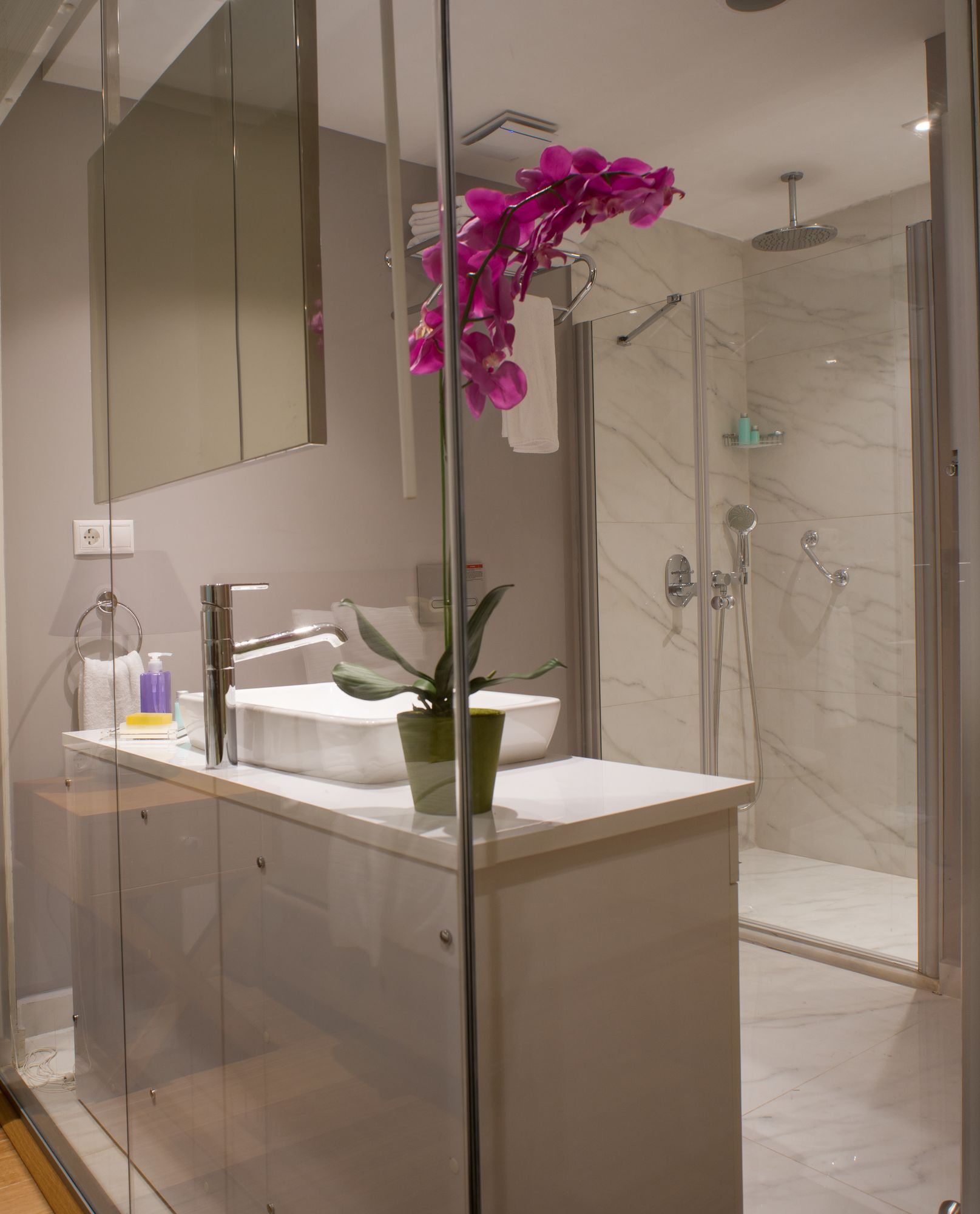 Wame Suite Hotel
