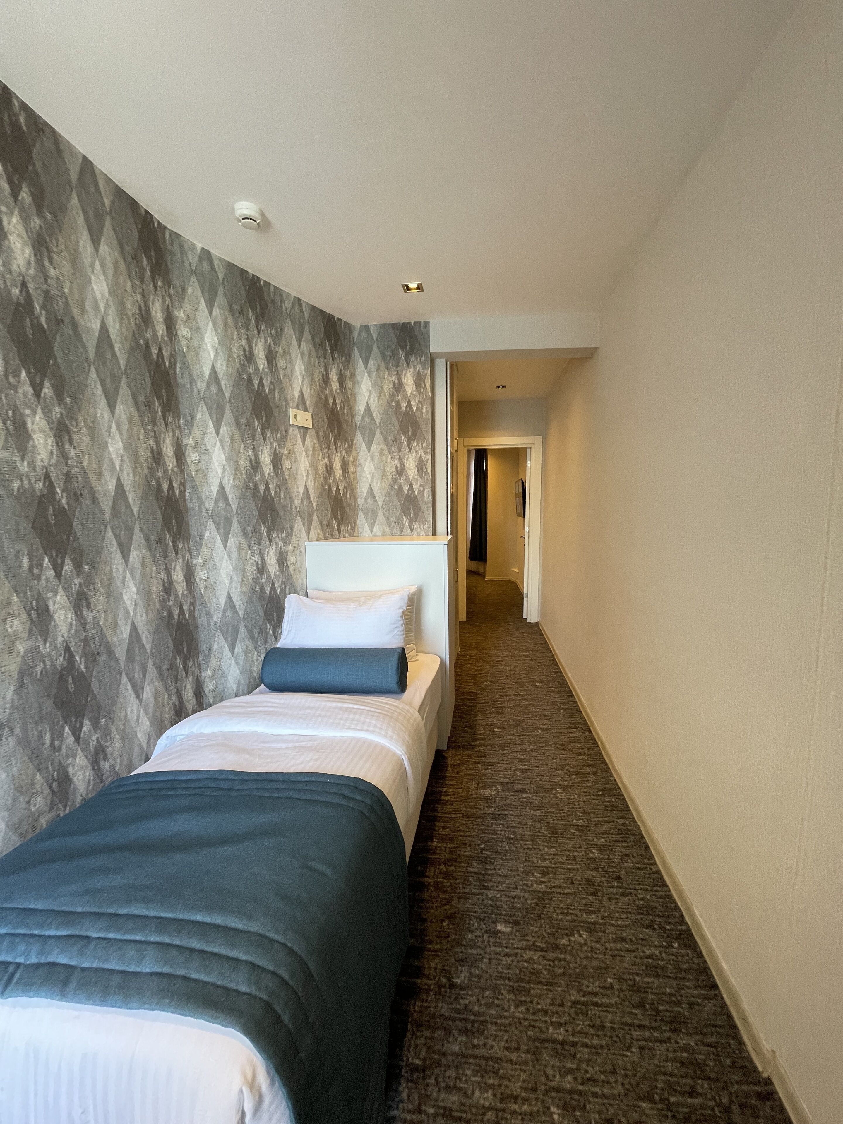 Weingart Port Hotel