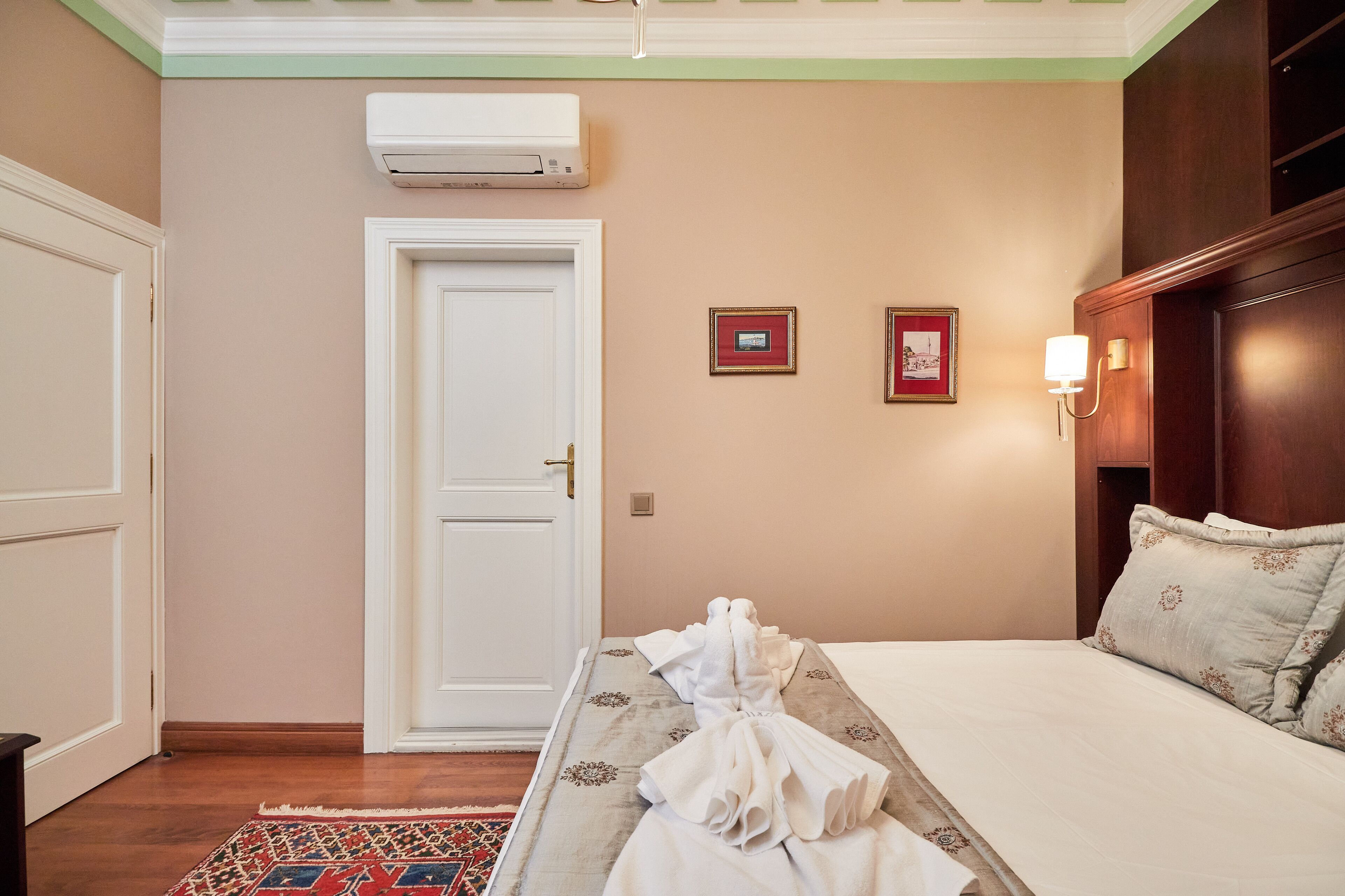 White Palace Old City Boutique Hotel