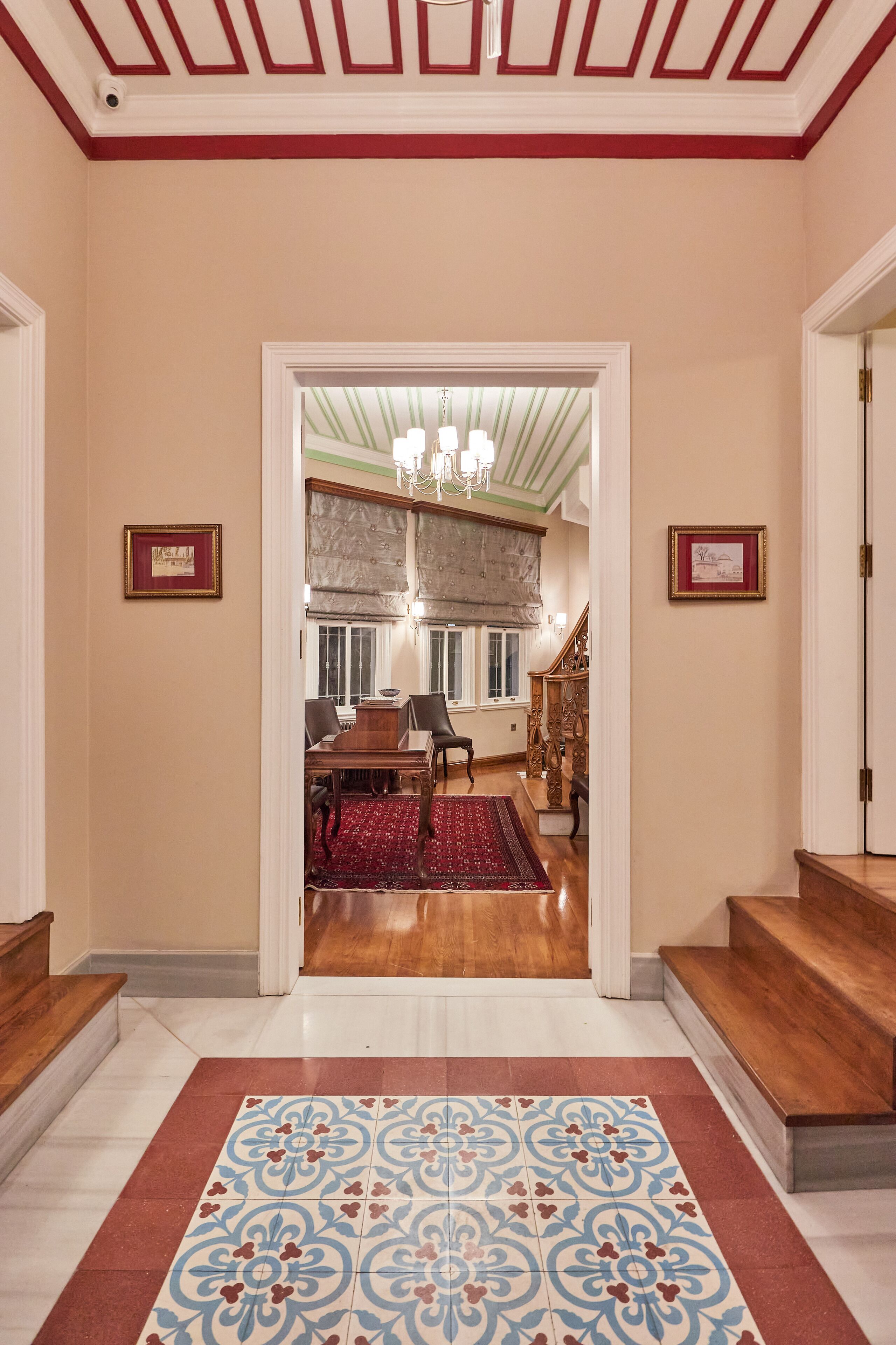 White Palace Old City Boutique Hotel