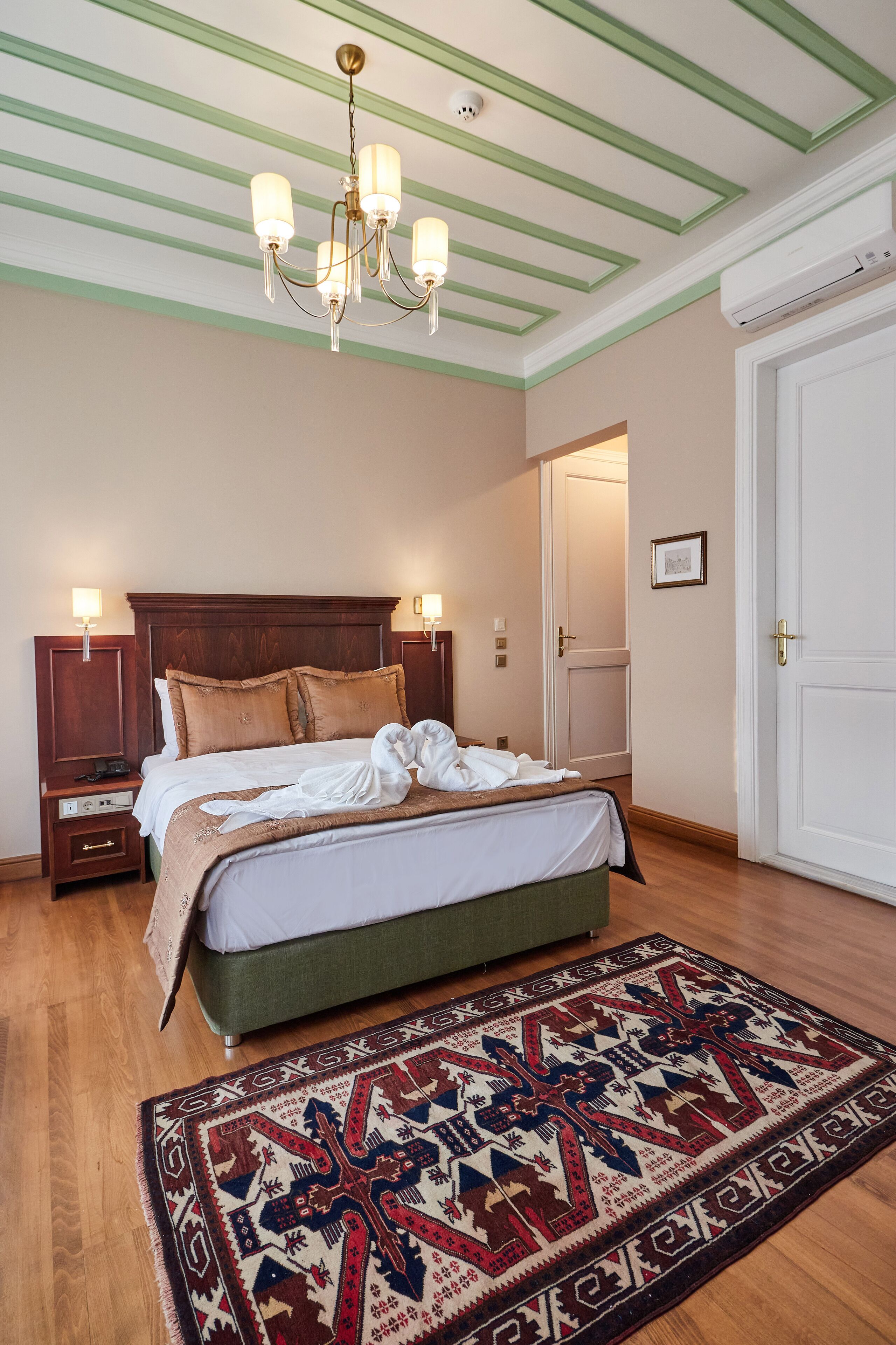 White Palace Old City Boutique Hotel