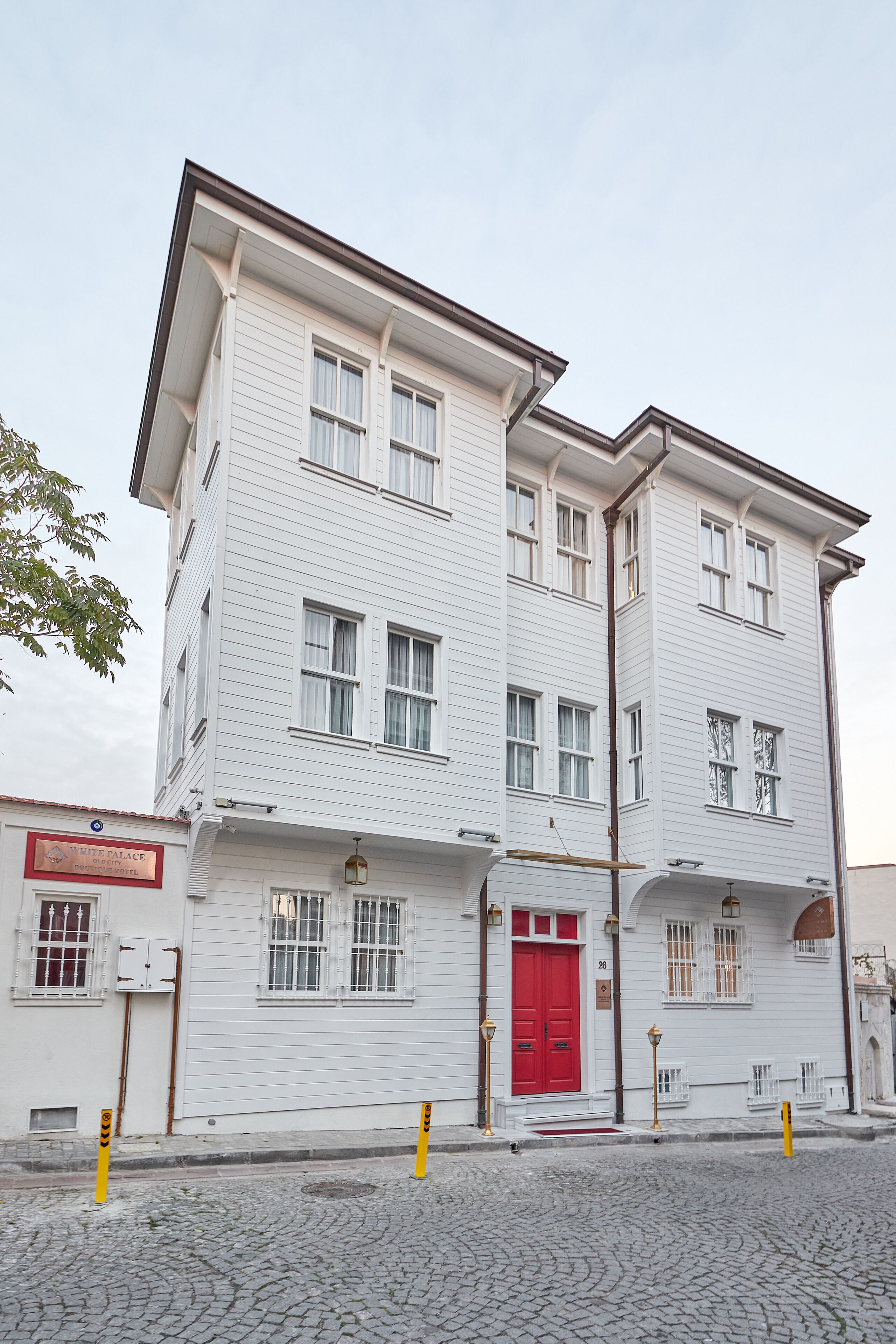 White Palace Old City Boutique Hotel