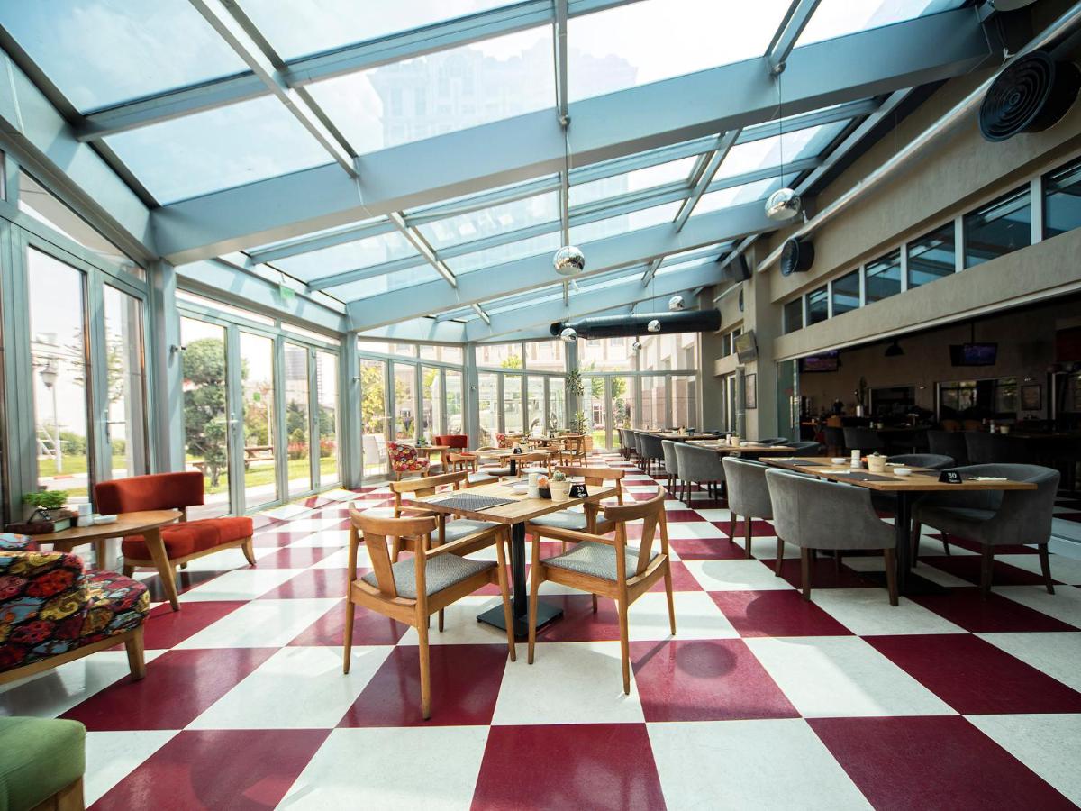 WOW Airport Hotel