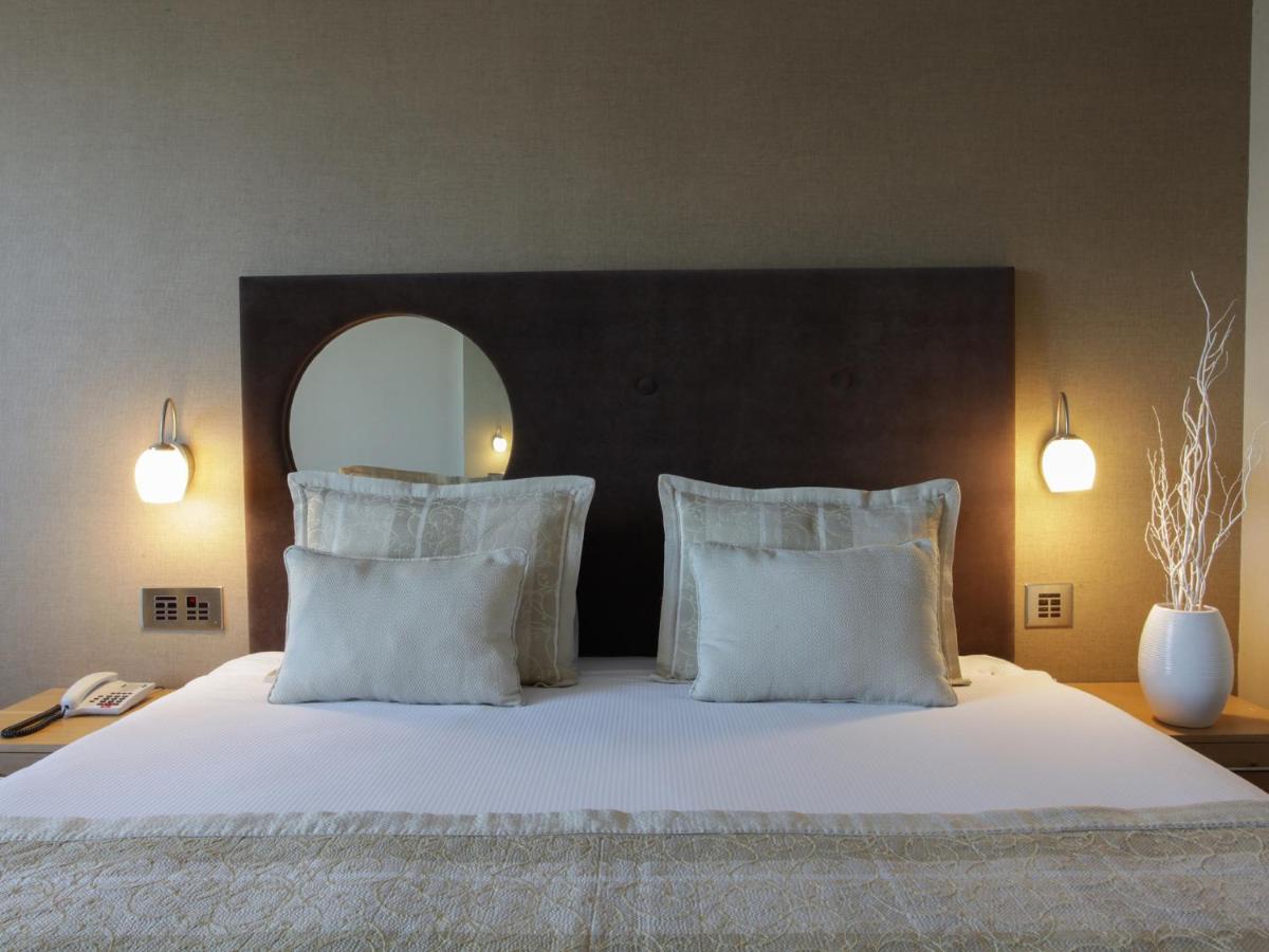 WOW Airport Hotel