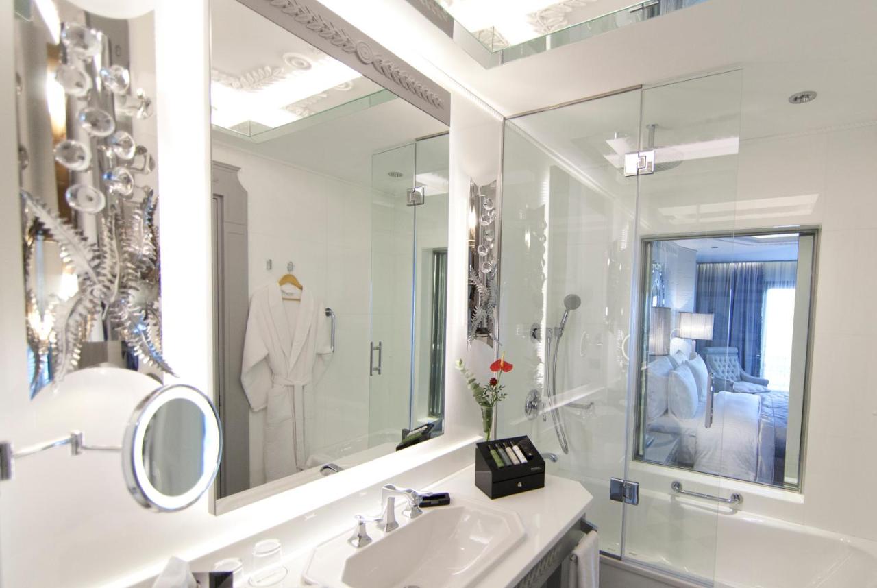 Wyndham Grand Istanbul Kalamis Marina Hotel