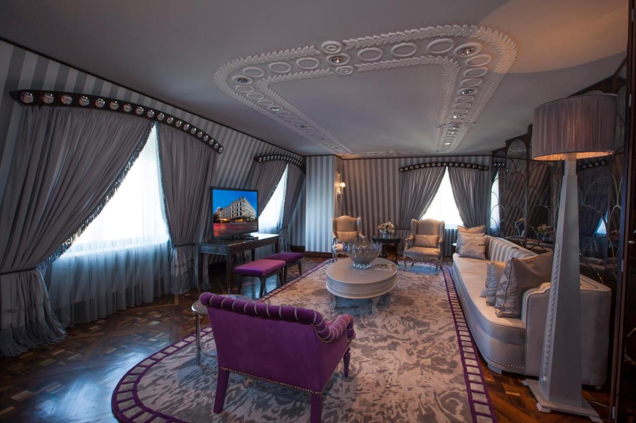 Wyndham Grand Istanbul Kalamis Marina Hotel