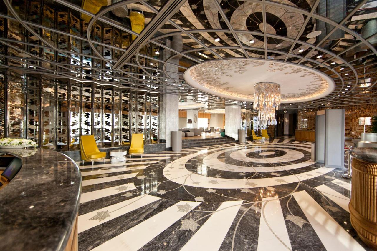 Wyndham Grand Istanbul Kalamis Marina Hotel