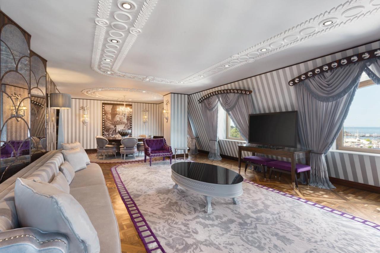 Wyndham Grand Istanbul Kalamis Marina Hotel